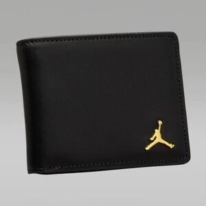 NEW NIKE JORDAN JUMPMAN INGOT BIFOLD WALLET NAPPA LEATHER BLACK/GOLD MA0819-023